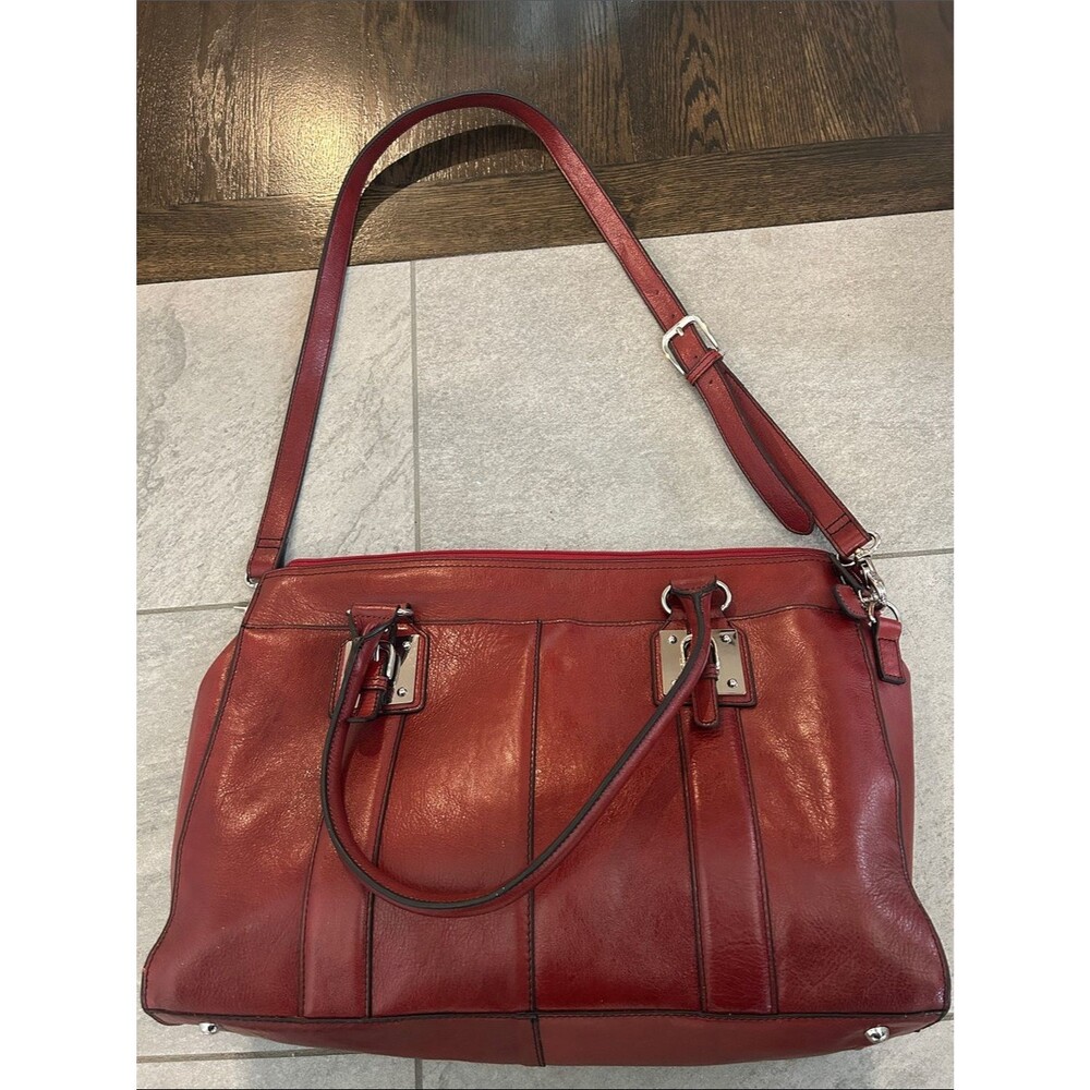 Wilsons Leather Brownish Red Leather Shoulder Bag with Adjustable Strap Vintage
